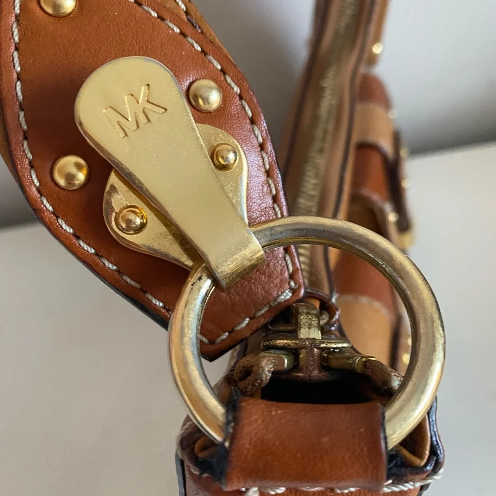 Michael Kors Brown and Off White Leather Handbag - Picture 5 of 9